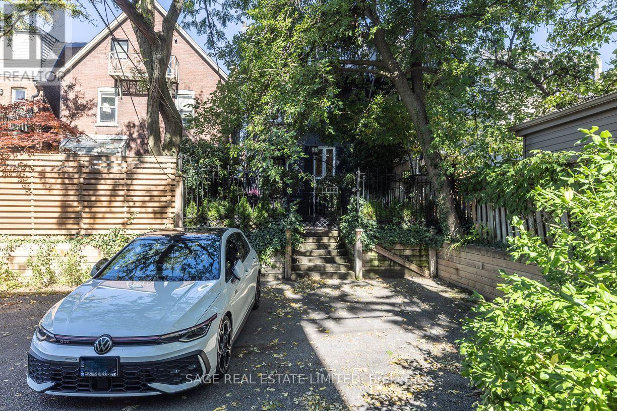 41 Chicora Avenue, Toronto, Ontario  M5R 1T7 - Photo 40 - C13865362