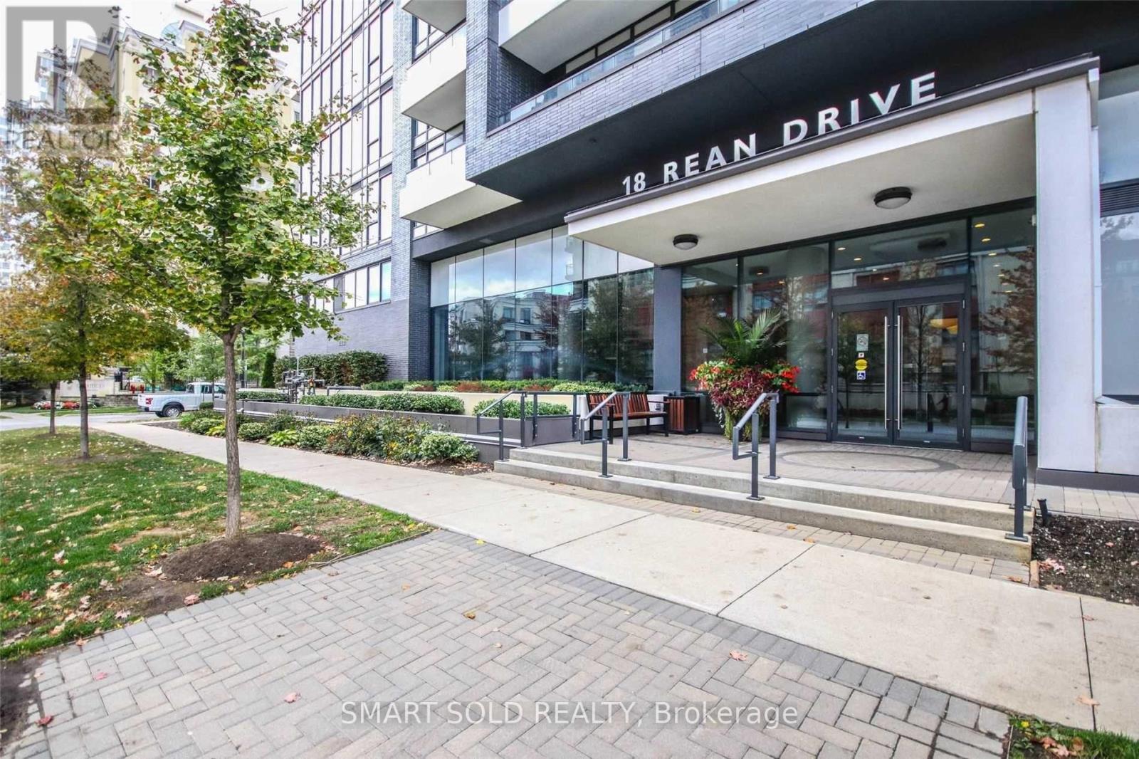 221 - 18 REAN DRIVE