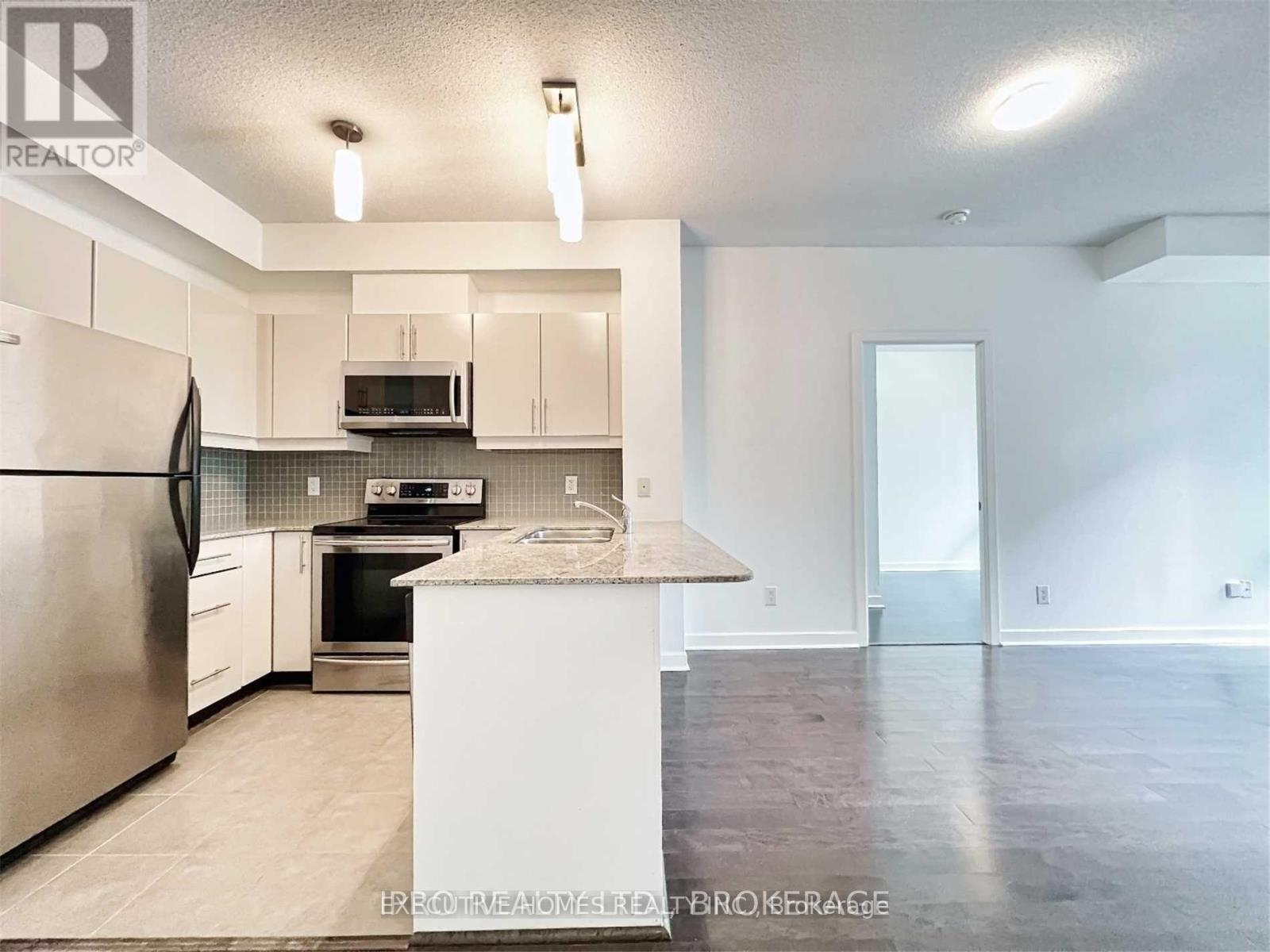 405 - 18 Harbour Street, Toronto, Ontario  M5J 2Z6 - Photo 17 - C13865372