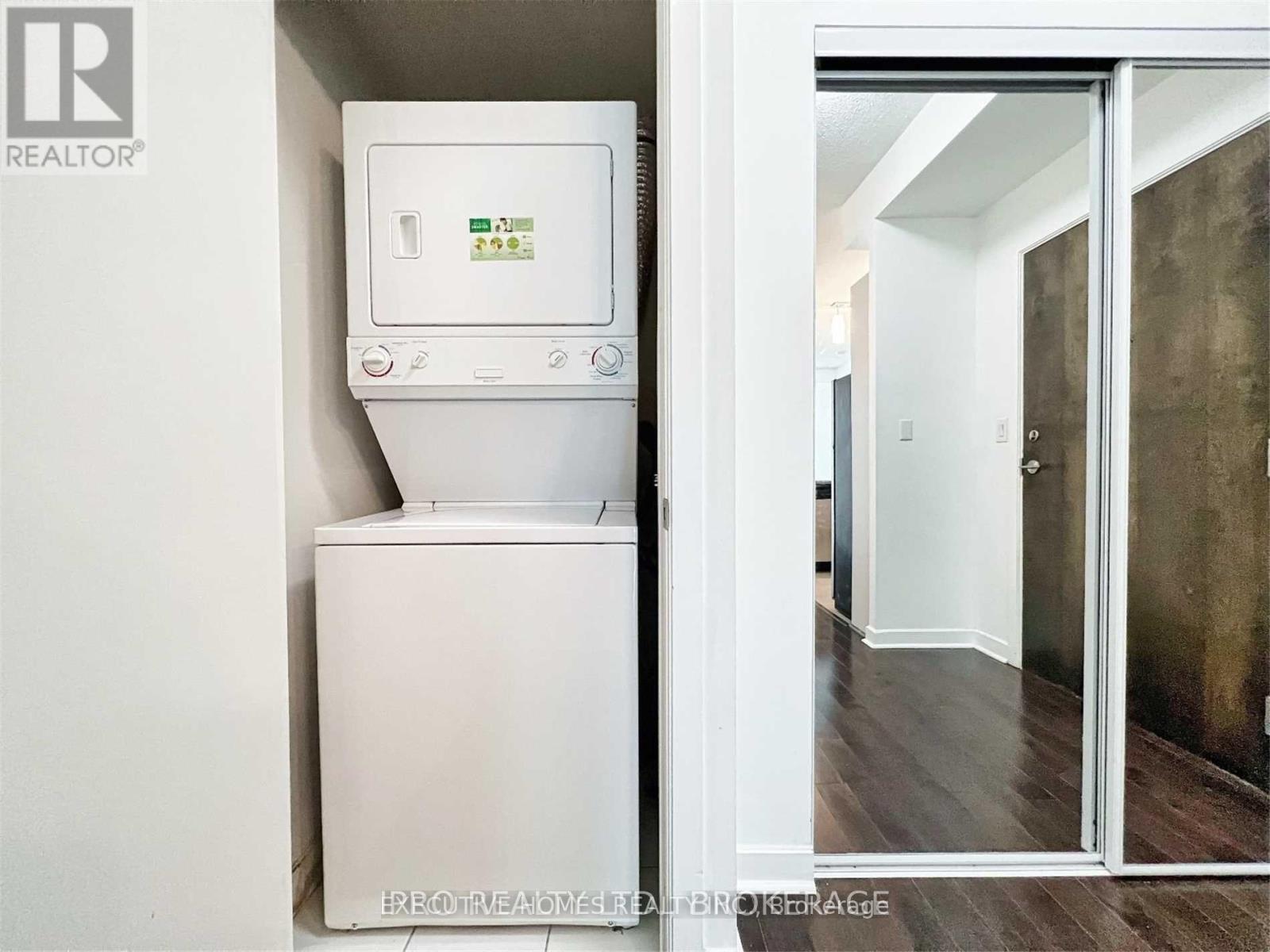 405 - 18 Harbour Street, Toronto, Ontario  M5J 2Z6 - Photo 29 - C13865372