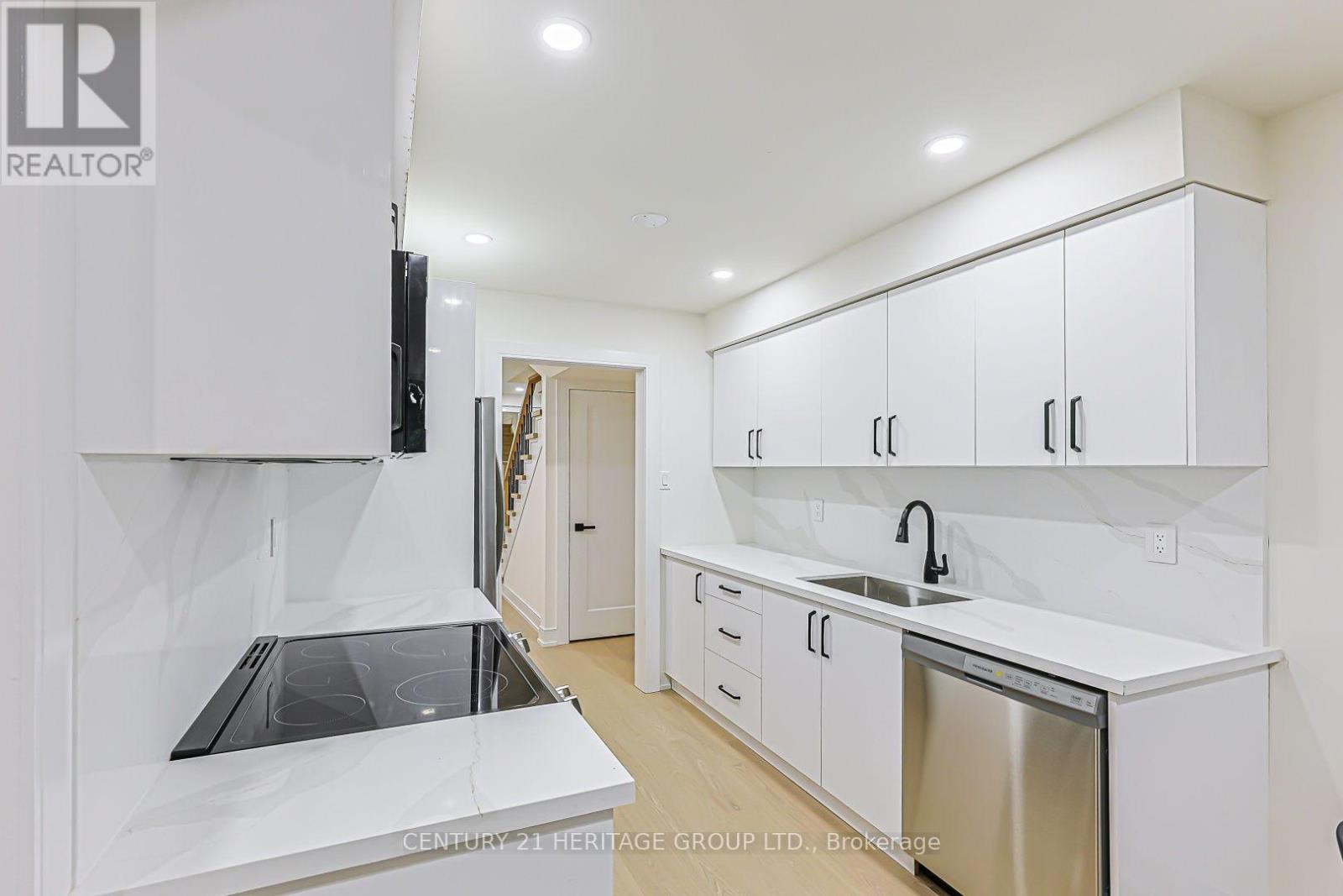 9 - 766 Caradonna Crescent, Newmarket, Ontario  L3X 1W6 - Photo 13 - N13865302