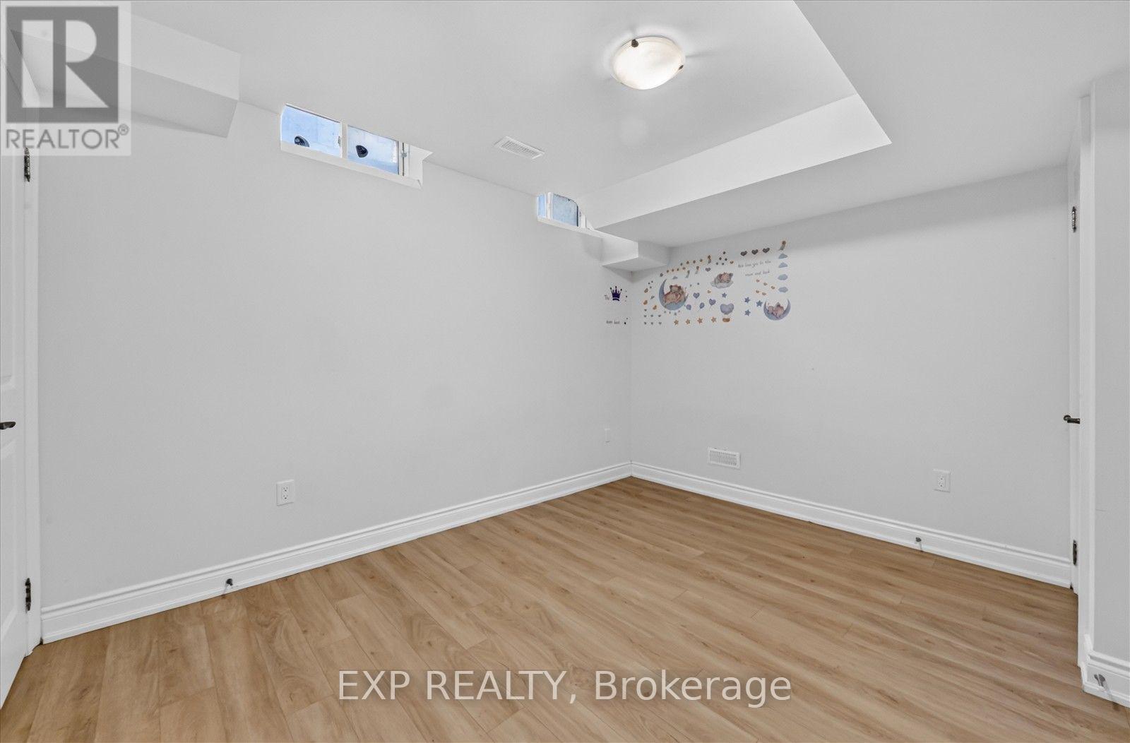 18 Ingleside Street, Vaughan, Ontario  L4L 0H9 - Photo 24 - N13865312