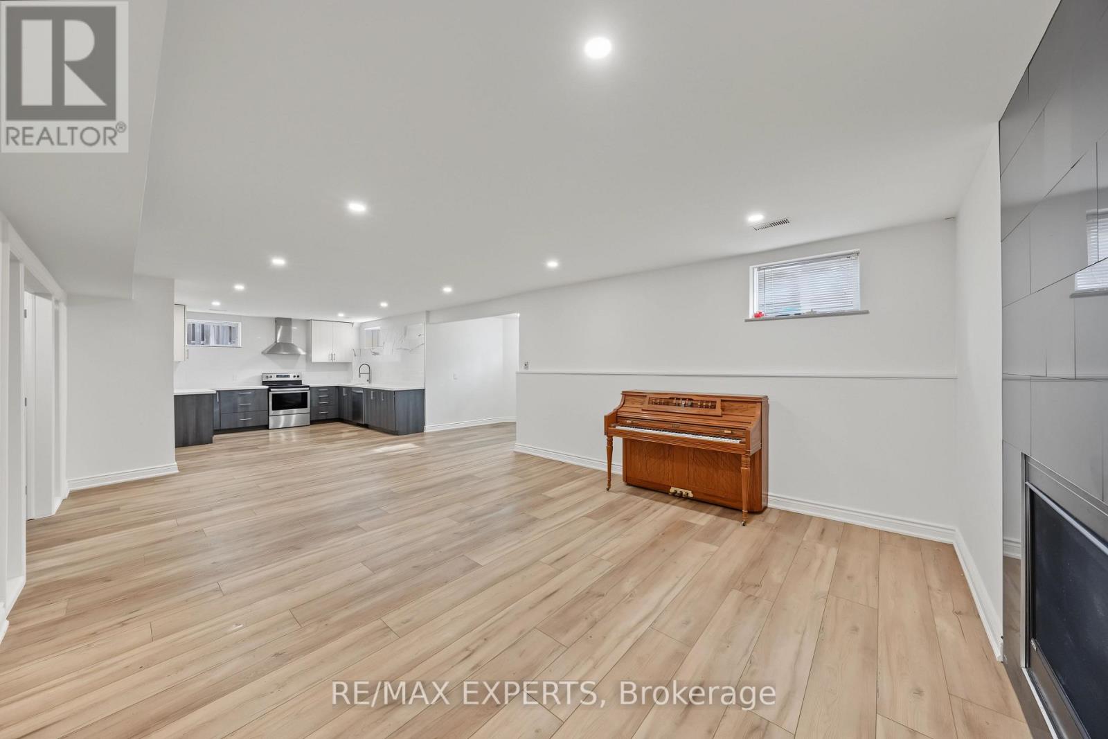 Basement - 99 Dianawood Ridge, Vaughan, Ontario  L4L 6W9 - Photo 8 - N13865318