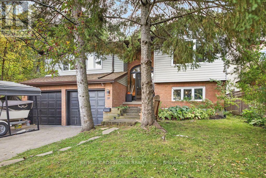 29 Brennan Avenue, Barrie (South Shore), Ontario  L4N 3X2 - Photo 1 - S13865304