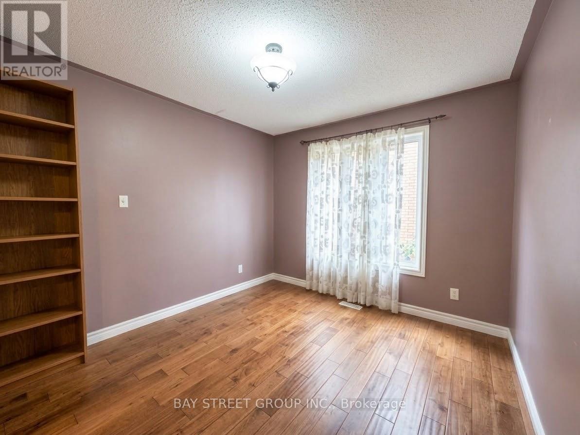 76 Mayfair Drive, Barrie (Ardagh), Ontario  L4N 6Y9 - Photo 26 - S13865384