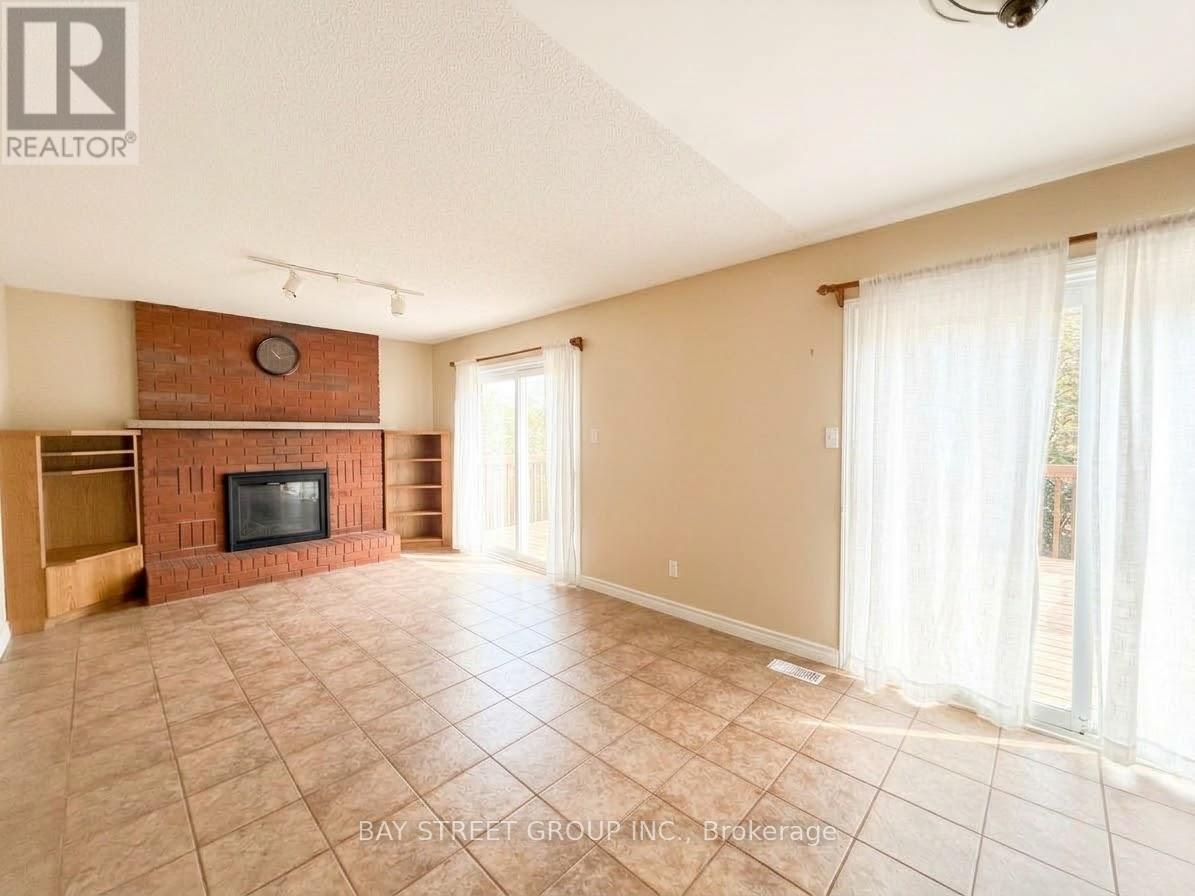 76 Mayfair Drive, Barrie (Ardagh), Ontario  L4N 6Y9 - Photo 6 - S13865384