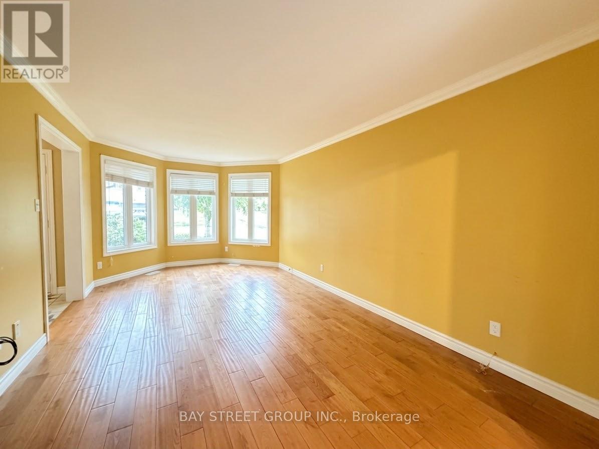 76 Mayfair Drive, Barrie (Ardagh), Ontario  L4N 6Y9 - Photo 7 - S13865384