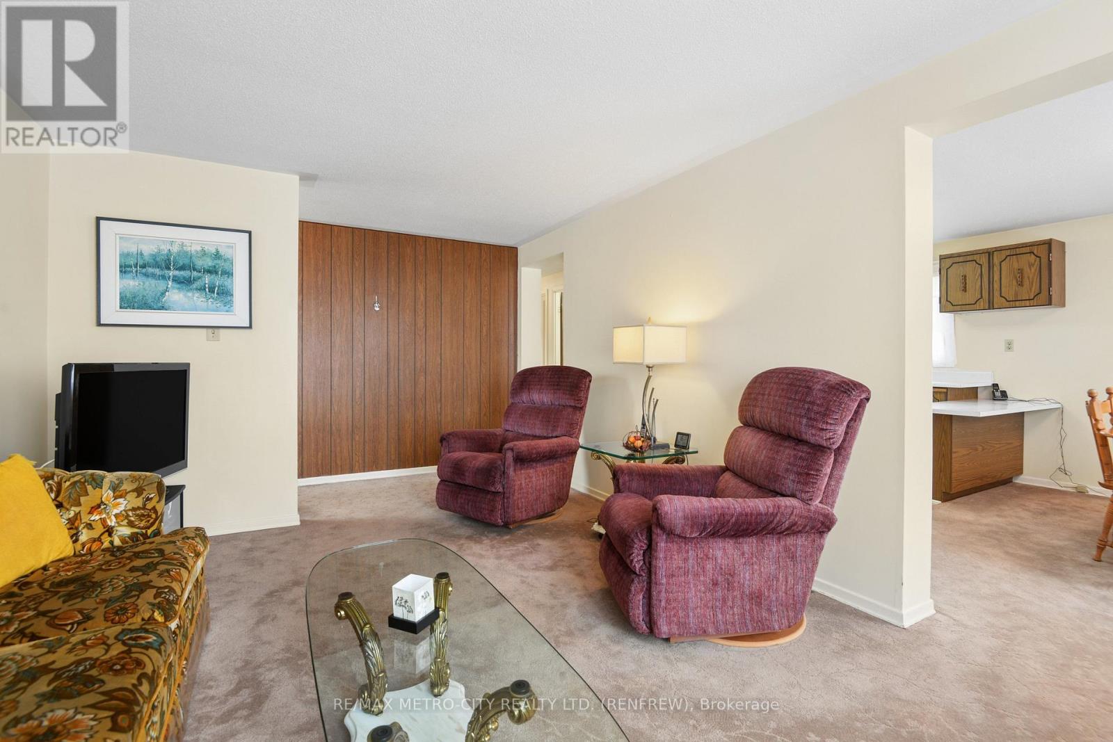583 King Street, Renfrew, Ontario  K7V 1E8 - Photo 8 - X13865402
