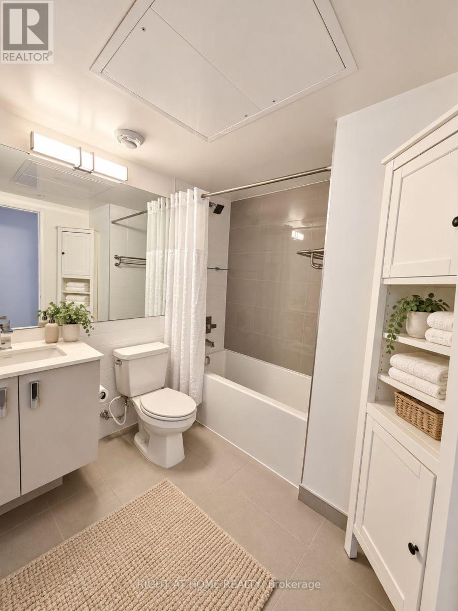 704 - 10 Gibbs Road, Toronto, Ontario  M9B 0E3 - Photo 12 - W13865294