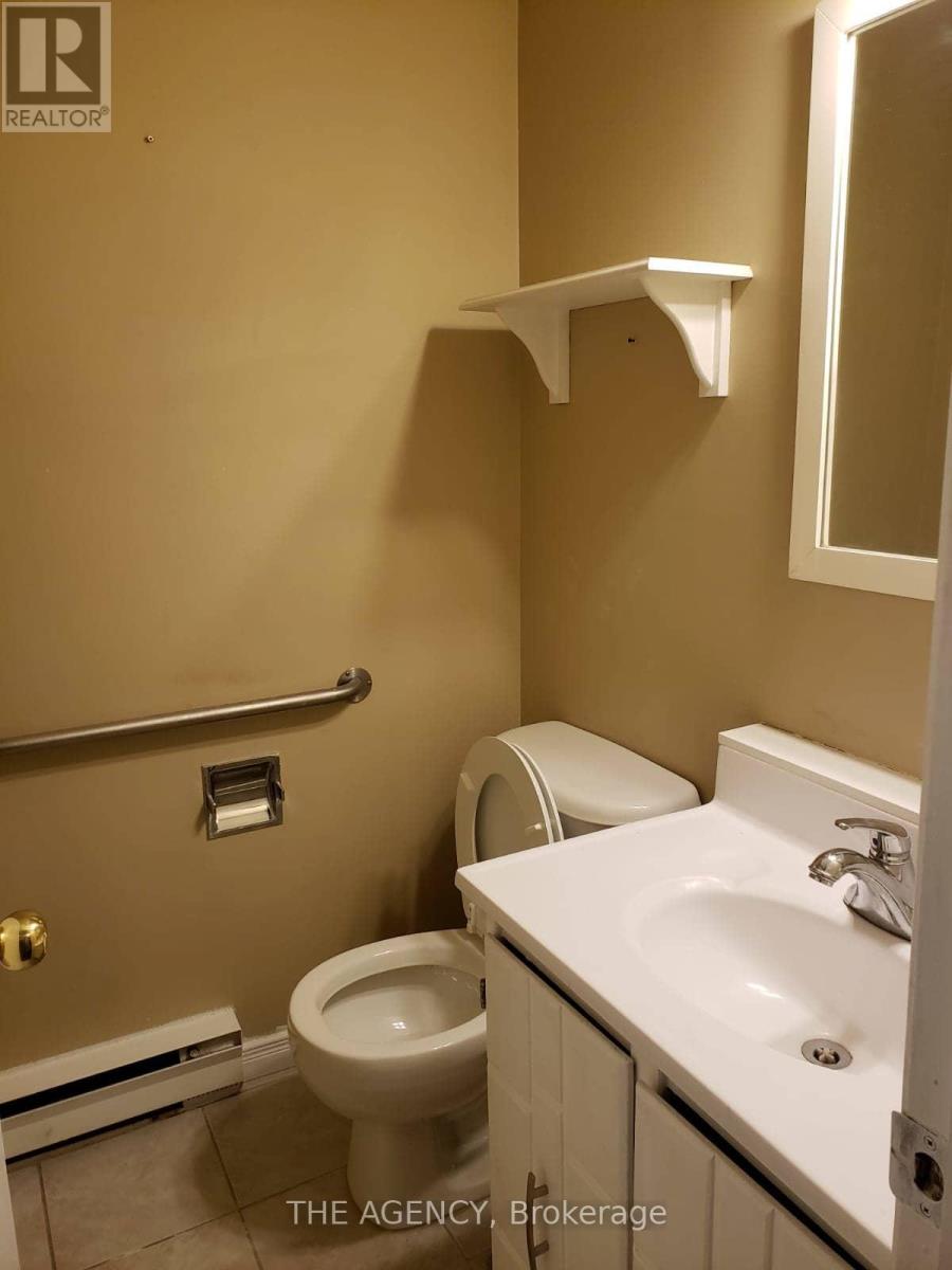 38 - 6540b Falconer Drive, Mississauga (Streetsville), Ontario  L5N 1M1 - Photo 11 - W13865342