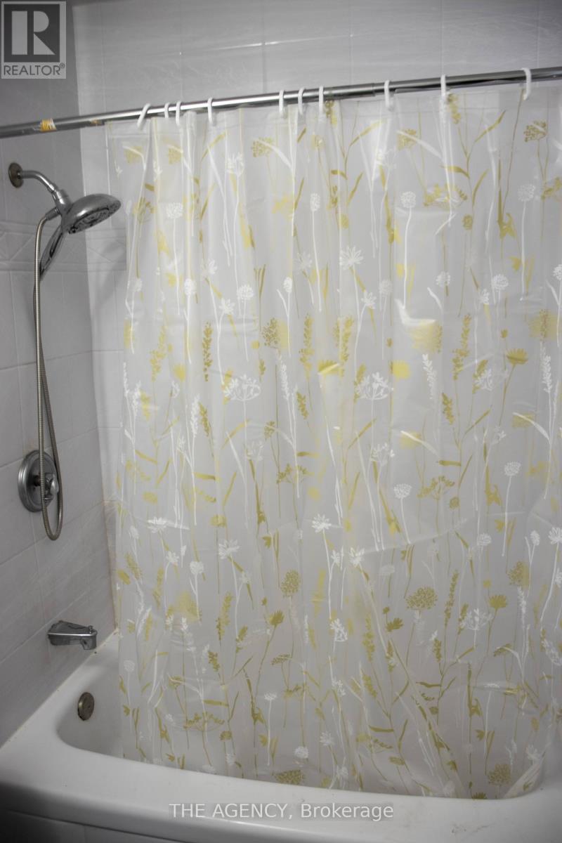 38 - 6540b Falconer Drive, Mississauga (Streetsville), Ontario  L5N 1M1 - Photo 21 - W13865342