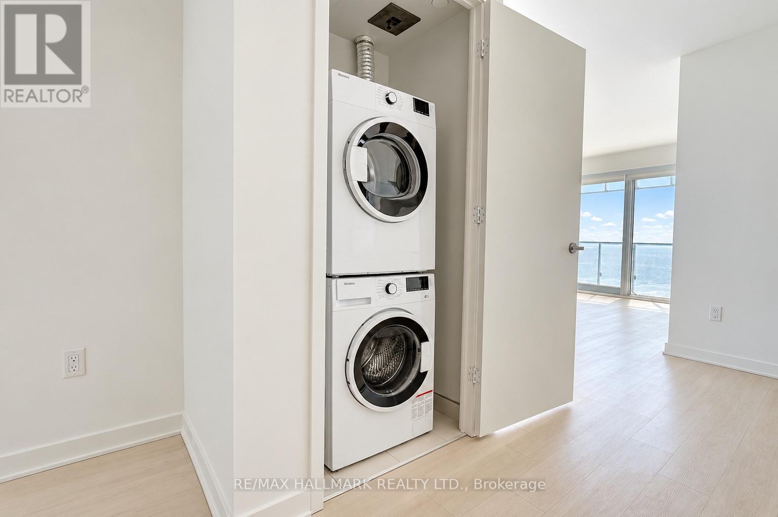 5504 - 3900 Confederation Parkway, Mississauga, Ontario  L5B 0M3 - Photo 24 - W13865382