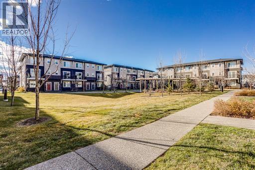 204, 30 Cornerstone Manor NE