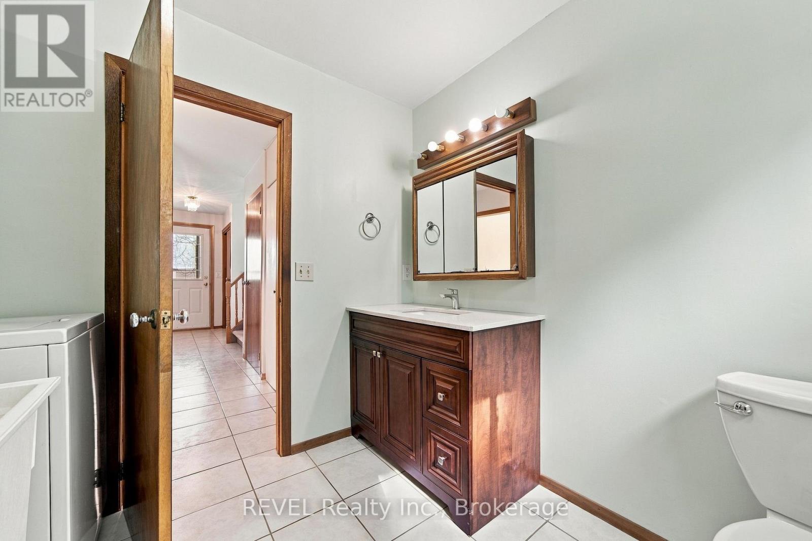 17527 Telephone Road, Quinte West, Ontario  K8V 5P4 - Photo 16 - X13865426