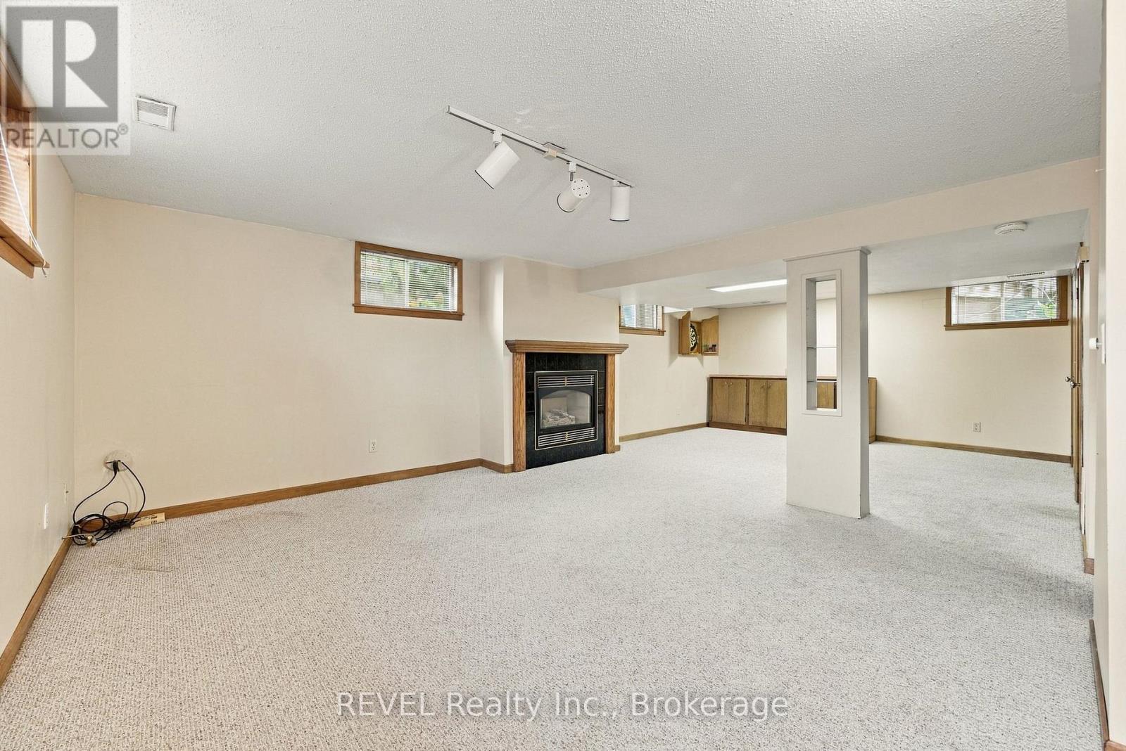17527 Telephone Road, Quinte West, Ontario  K8V 5P4 - Photo 32 - X13865426