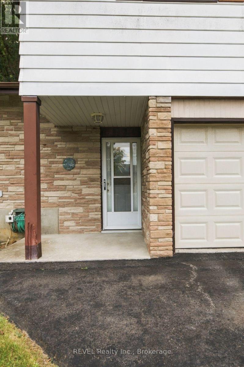 17527 Telephone Road, Quinte West, Ontario  K8V 5P4 - Photo 4 - X13865426