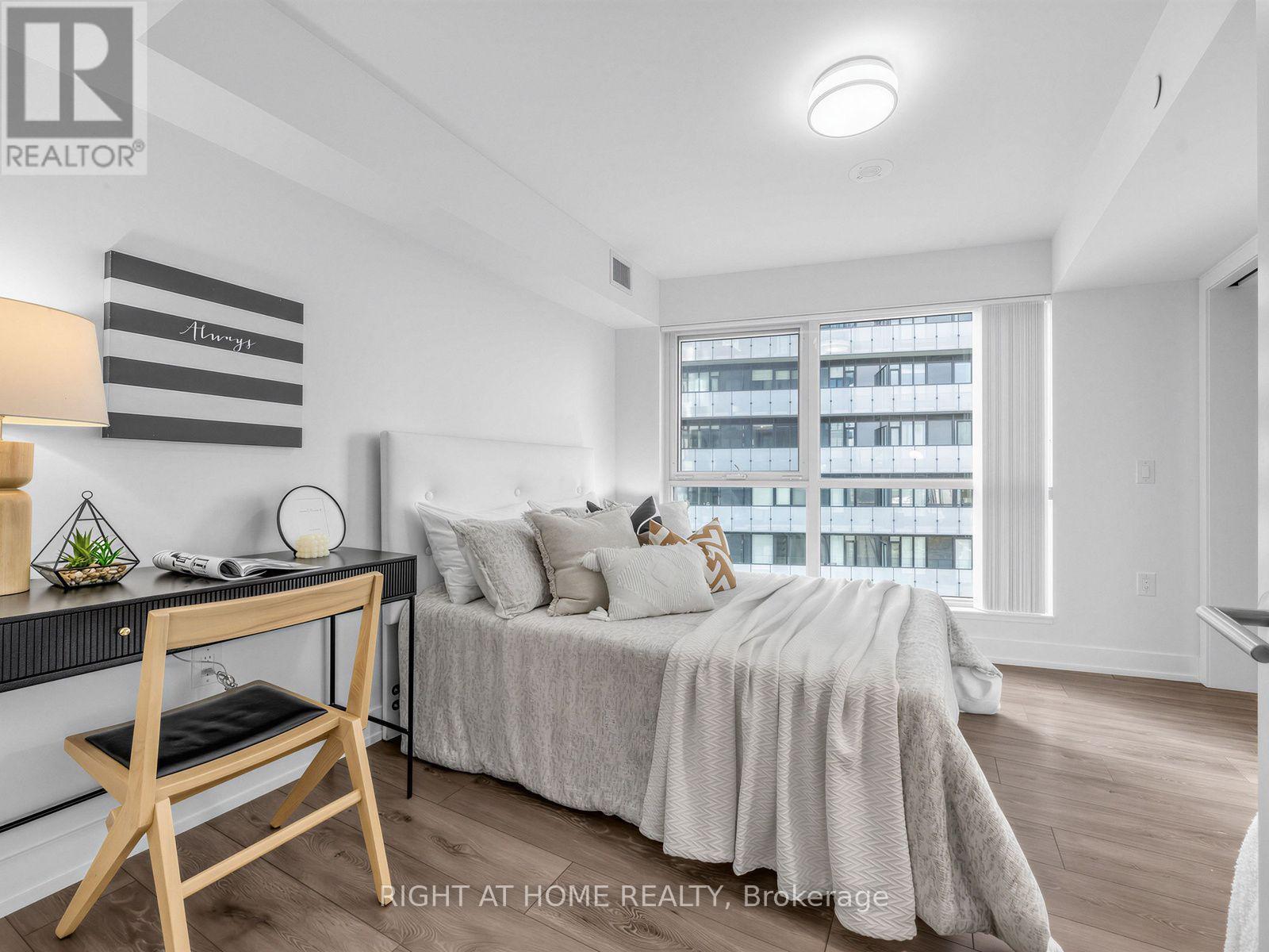 2423 - 585 Bloor Street E, Toronto, Ontario  M4W 0B3 - Photo 12 - C13865454