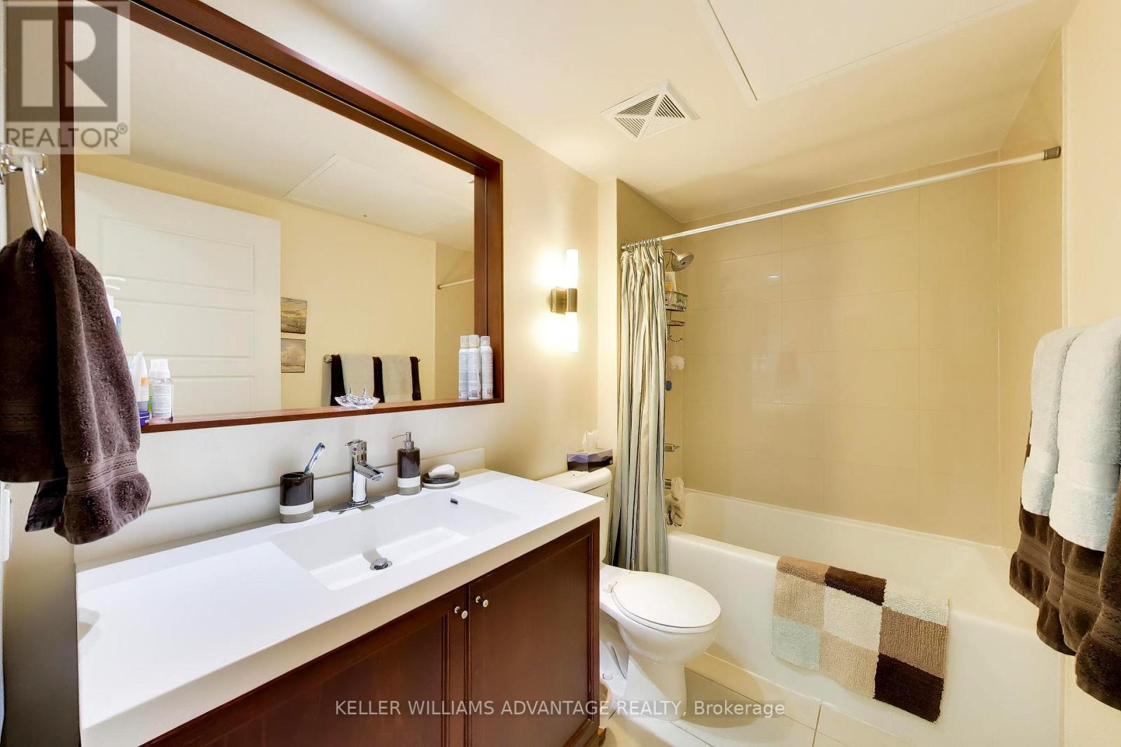 301 - 15 Viking Lane, Toronto, Ontario  M9B 0A4 - Photo 18 - W13865442