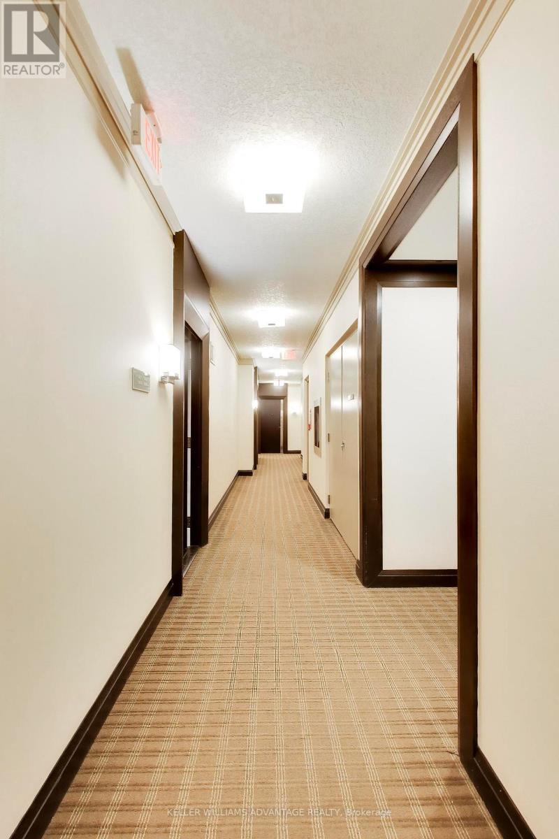 301 - 15 Viking Lane, Toronto, Ontario  M9B 0A4 - Photo 5 - W13865442