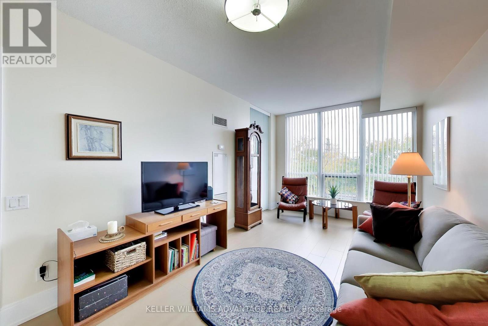301 - 15 Viking Lane, Toronto, Ontario  M9B 0A4 - Photo 7 - W13865442