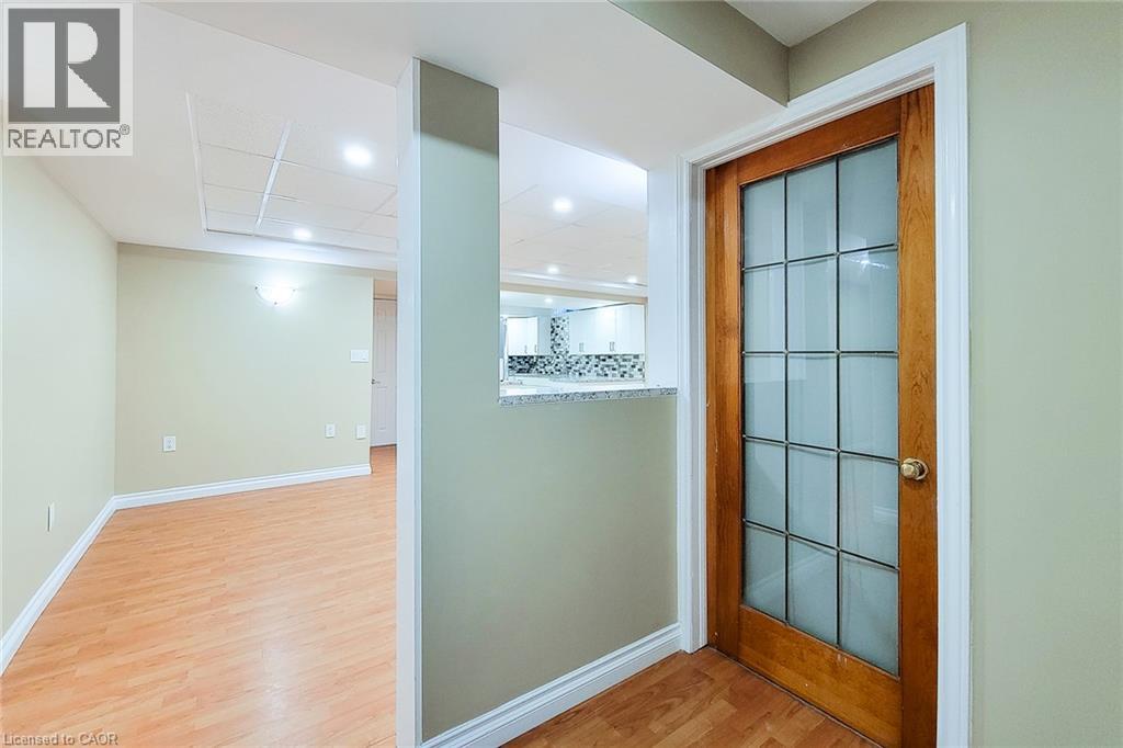 102 Bonaparte Way Unit# 2 Lower, Hamilton, Ontario  L9B 2C9 - Photo 5 - 40868728