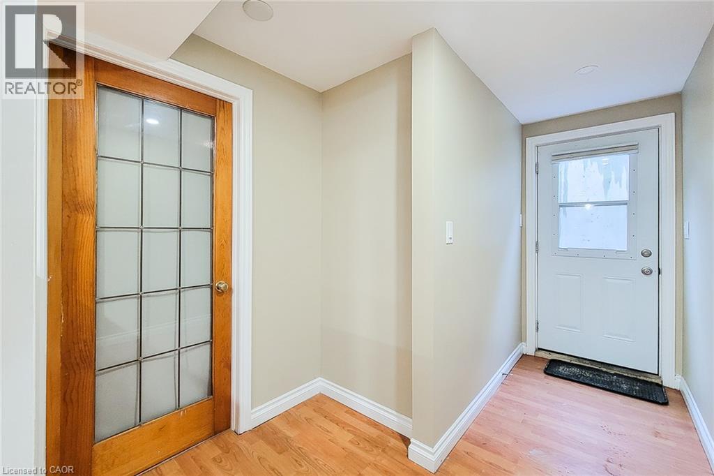 102 Bonaparte Way Unit# 2 Lower, Hamilton, Ontario  L9B 2C9 - Photo 26 - 40868728