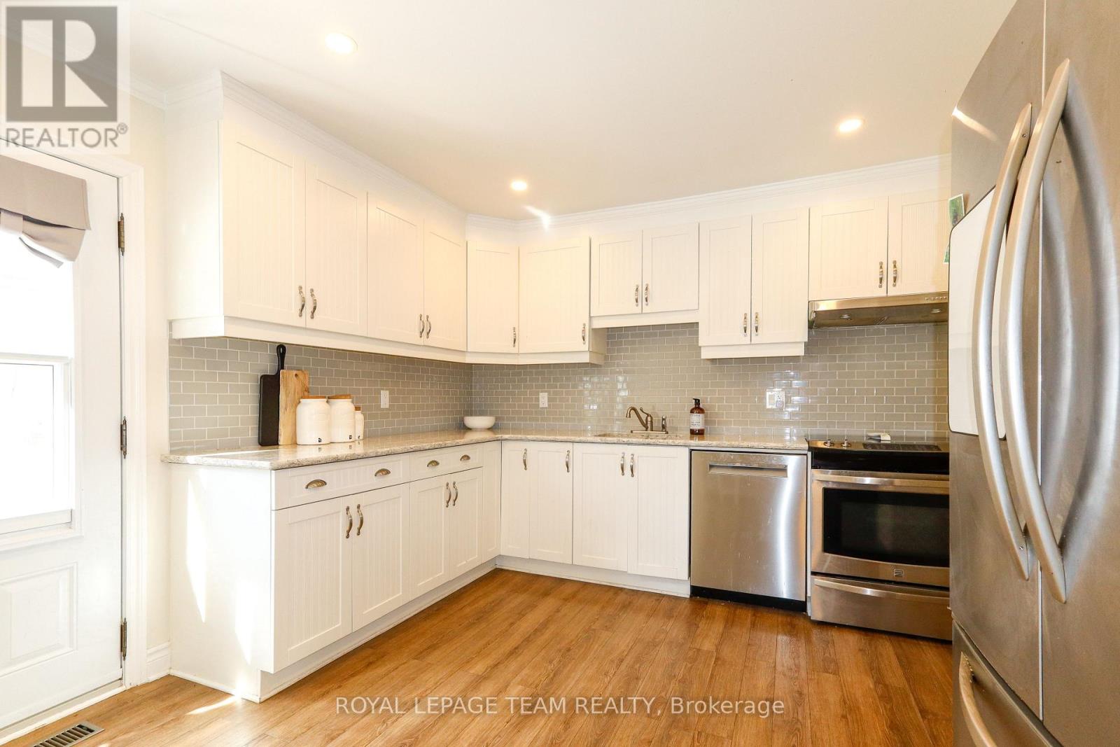1501 Meadowbrook Road, Ottawa, Ontario  K1B 5J9 - Photo 15 - X13865484