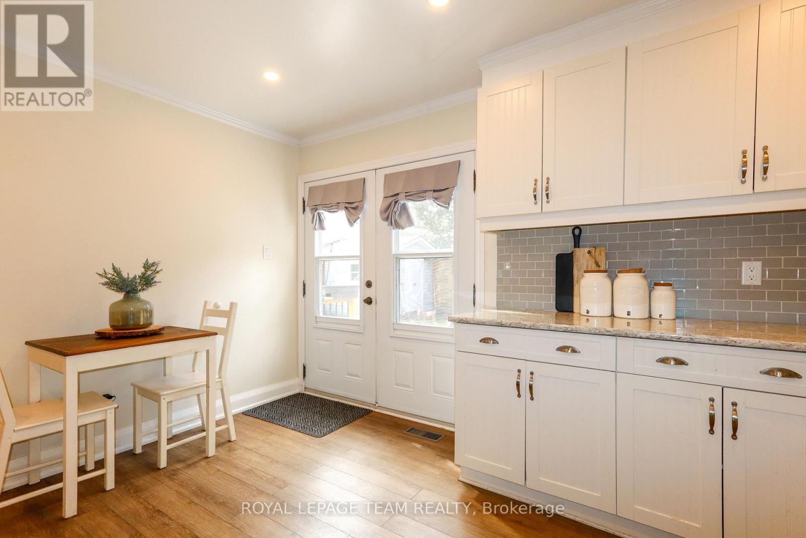 1501 Meadowbrook Road, Ottawa, Ontario  K1B 5J9 - Photo 16 - X13865484