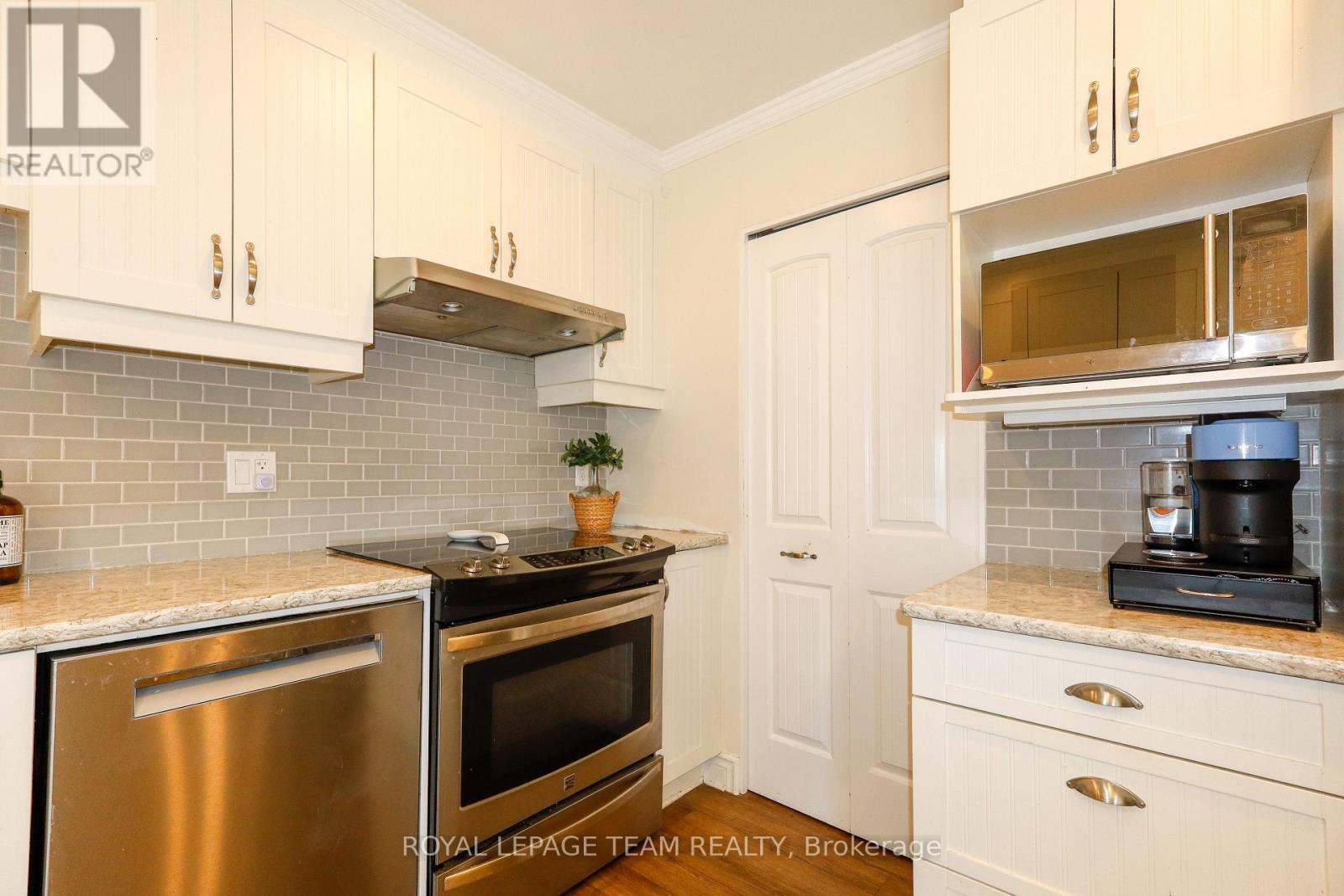 1501 Meadowbrook Road, Ottawa, Ontario  K1B 5J9 - Photo 17 - X13865484