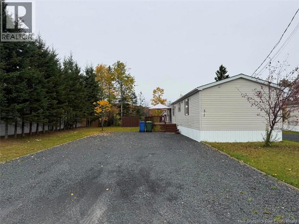 31 Lombardie Street, Saint-Jacques, New Brunswick  E7B 2X8 - Photo 12 - NB149141