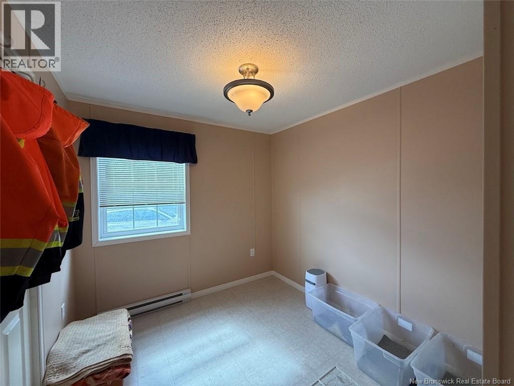 31 Lombardie Street, Saint-Jacques, New Brunswick  E7B 2X8 - Photo 9 - NB149141