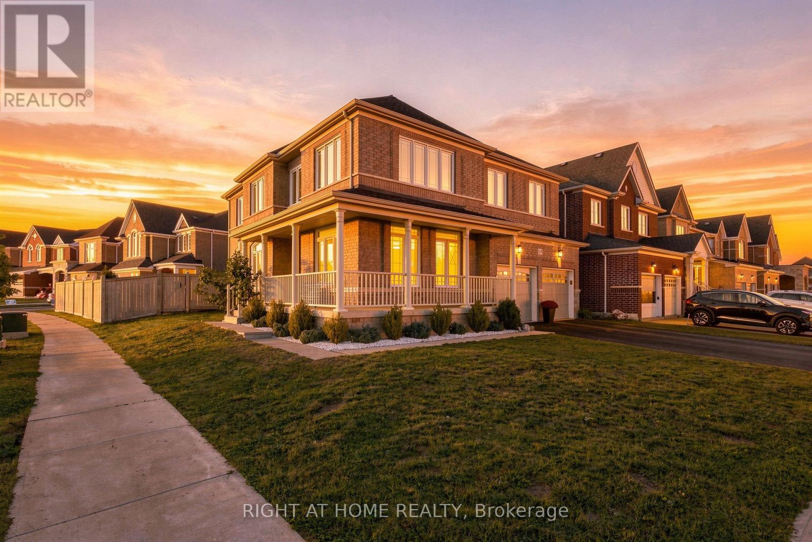 218 Blue Dasher Boulevard, Bradford West Gwillimbury (Bradford), Ontario  L3Z 4J1 - Photo 1 - N13865472