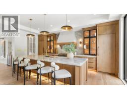 2 BRIDLEWOOD Crescent, Kitchener, Ontario