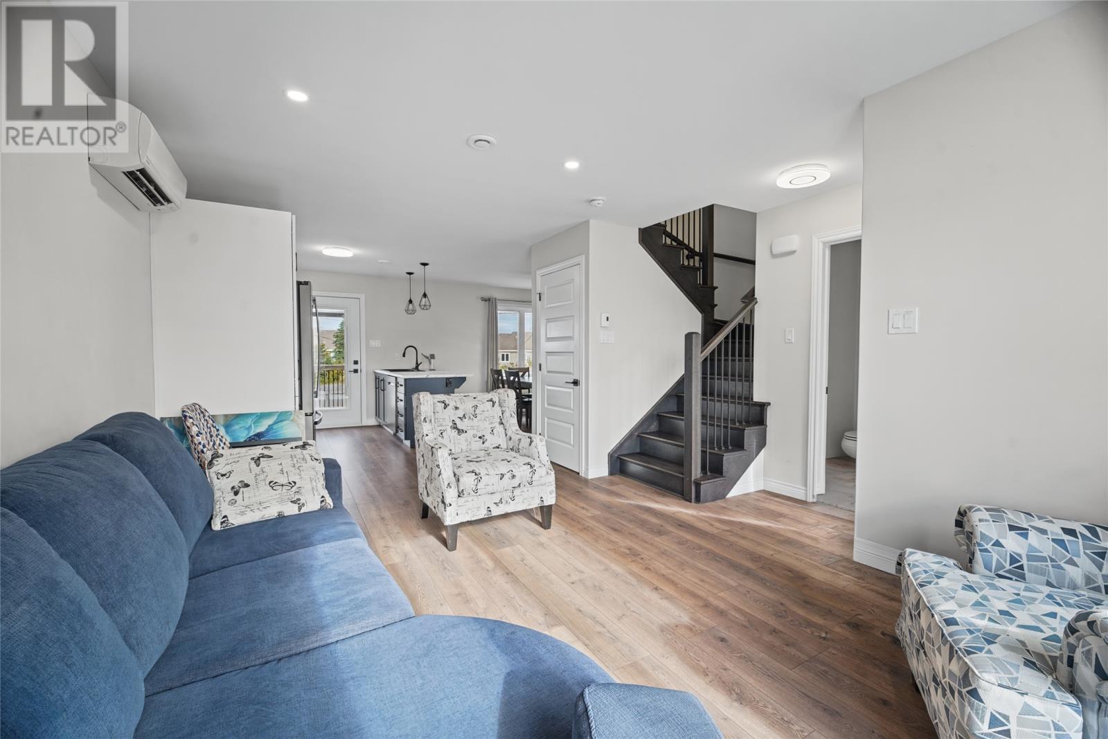 5 Nicholas Quinn Place, Paradise — photo 16