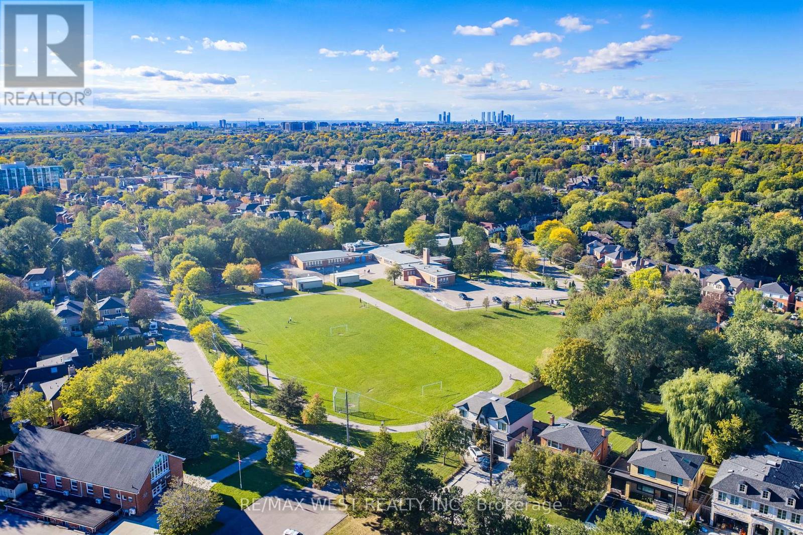 67 Burncrest Drive, Toronto (Bedford Park-Nortown), Ontario  M5M 2Z4 - Photo 36 - C13865000