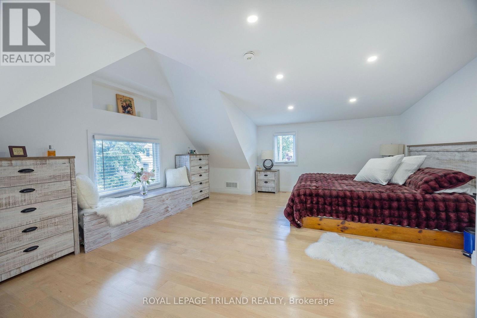 349 Emery Street E, London South, Ontario  N6C 2E4 - Photo 22 - X13865536