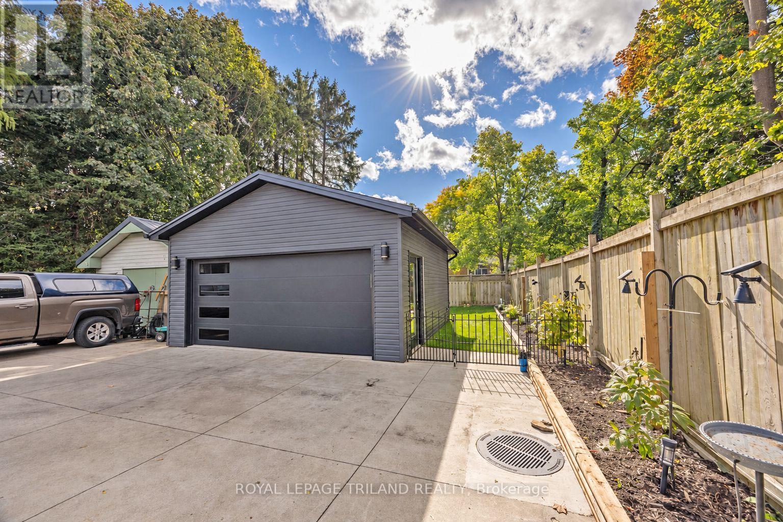 349 Emery Street E, London South, Ontario  N6C 2E4 - Photo 41 - X13865536