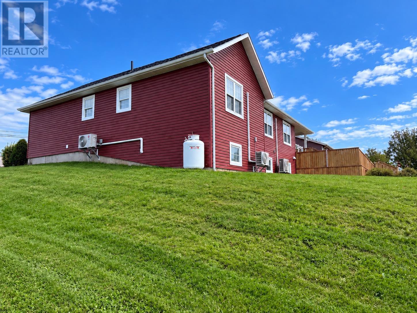 21 Hillside Meadows Drive, Cornwall, Prince Edward Island  C0A 1H4 - Photo 4 - 202624973