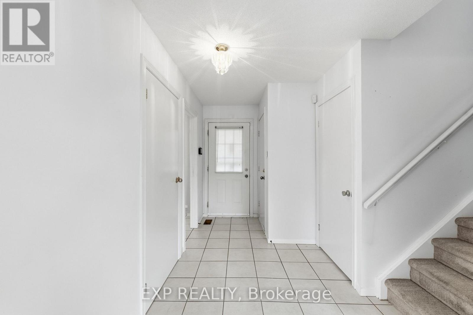 38 - 195 Queen Victoria Drive, Hamilton, Ontario  L8W 1W6 - Photo 3 - X13865574