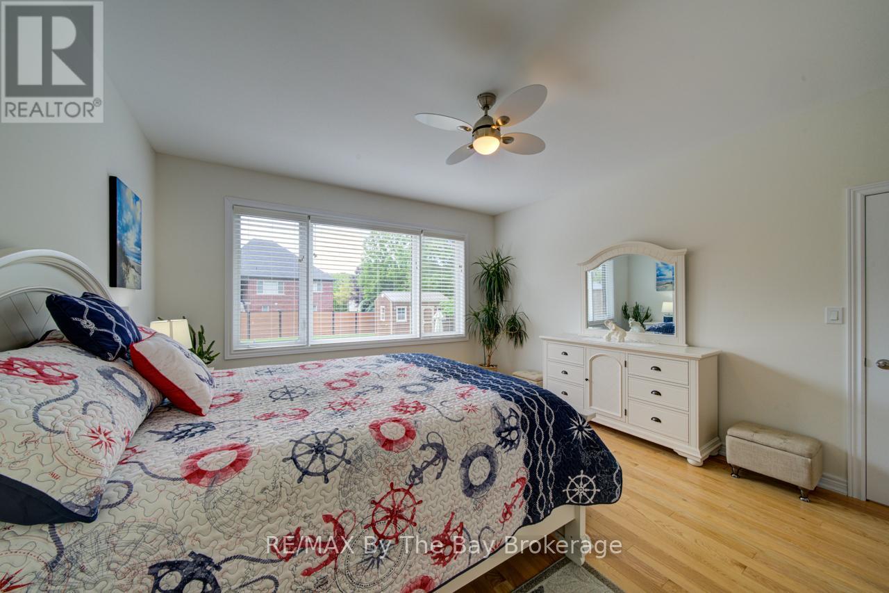 43 Fawndale Crescent, Wasaga Beach, Ontario  L9Z 2N2 - Photo 16 - S13865508