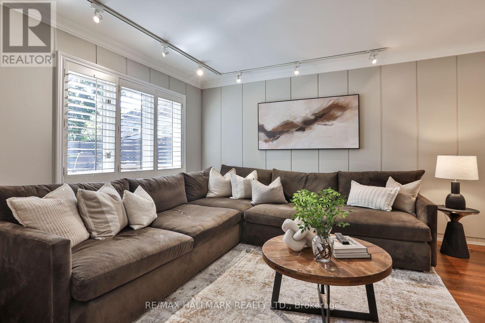 83 Wembley Road, Toronto, Ontario  M6C 2G3 - Photo 11 - C13865580