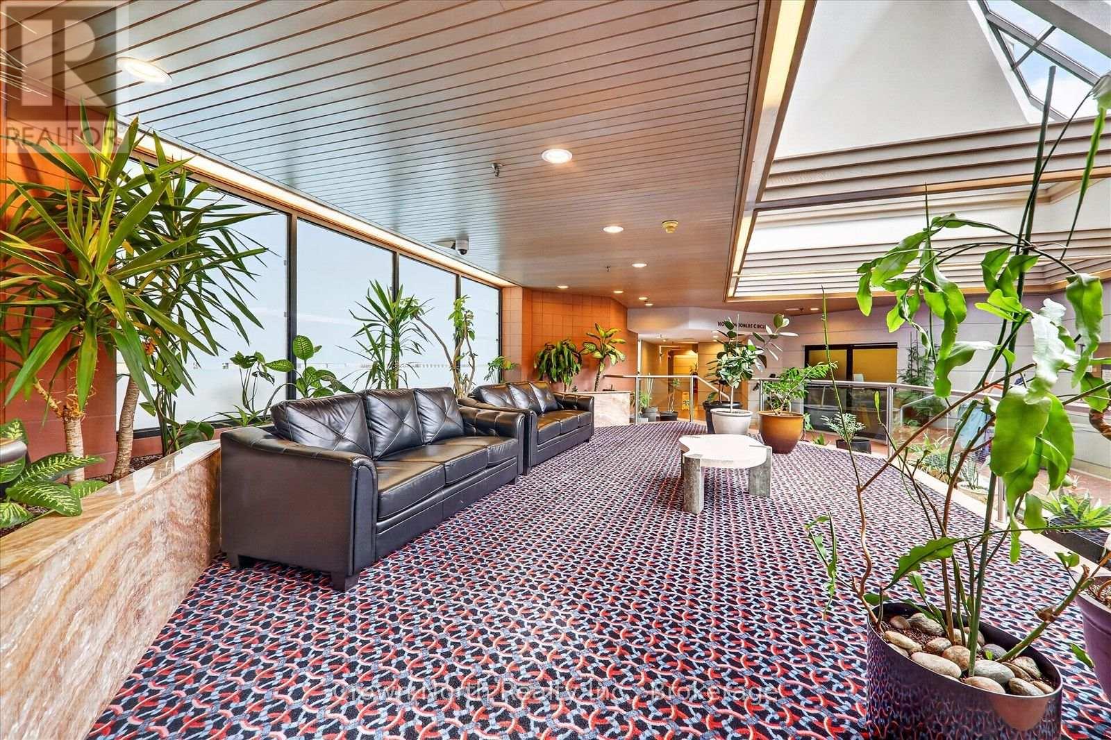 306 - 150 Alton Towers Circle, Toronto, Ontario  M1V 4X7 - Photo 5 - E13865602