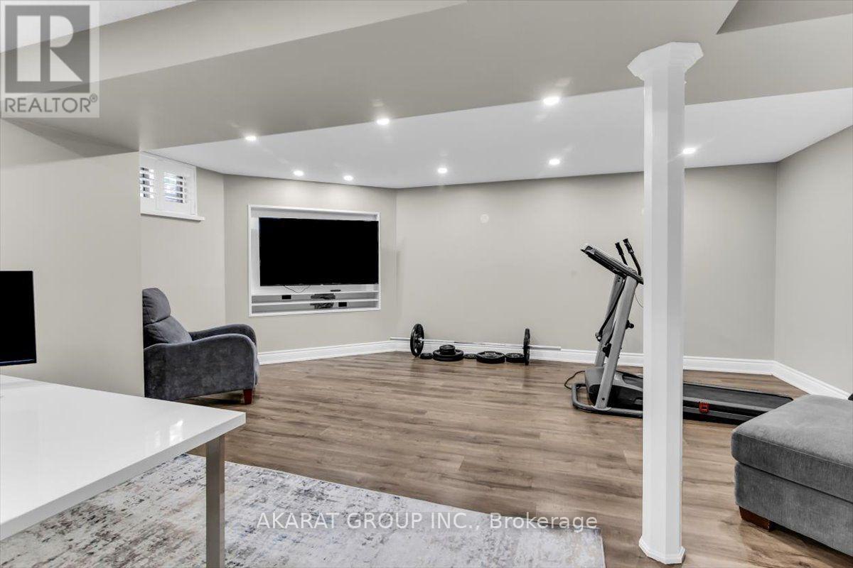 6907 Gracefield Drive, Mississauga, Ontario  L5N 6T7 - Photo 31 - W13865632