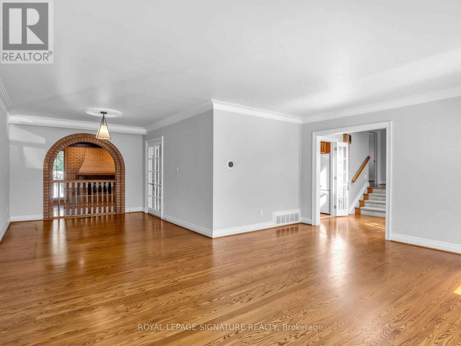 39 Buxton Road, Toronto, Ontario  M3M 1Y6 - Photo 12 - W13865660
