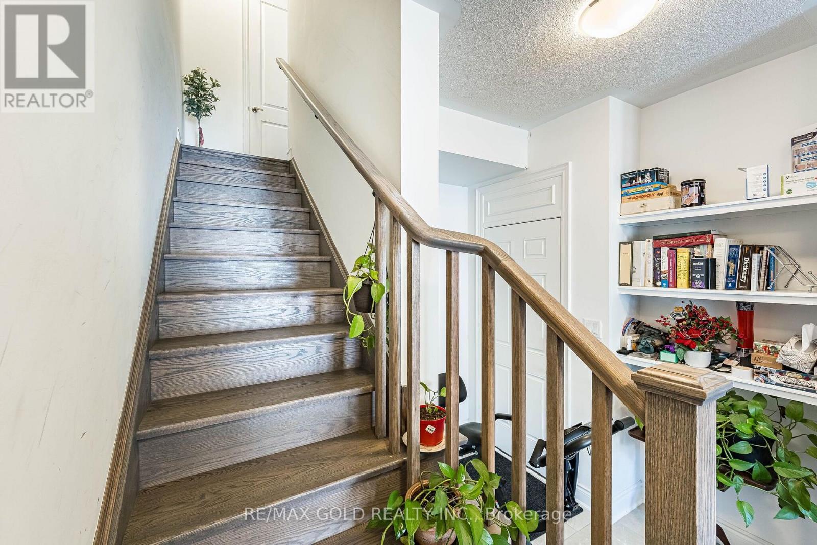13 Keppel Circle, Brampton, Ontario  L7A 0B6 - Photo 9 - W13865662