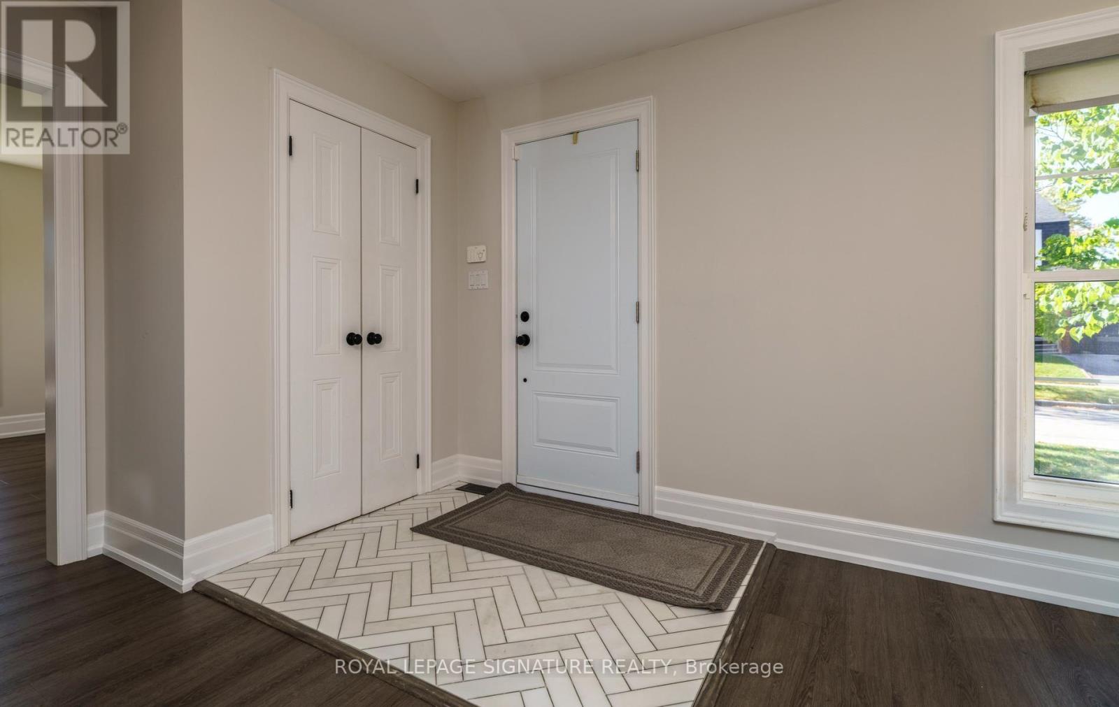1 Kenmanor Boulevard, Toronto, Ontario  M1W 1R4 - Photo 3 - E13865448