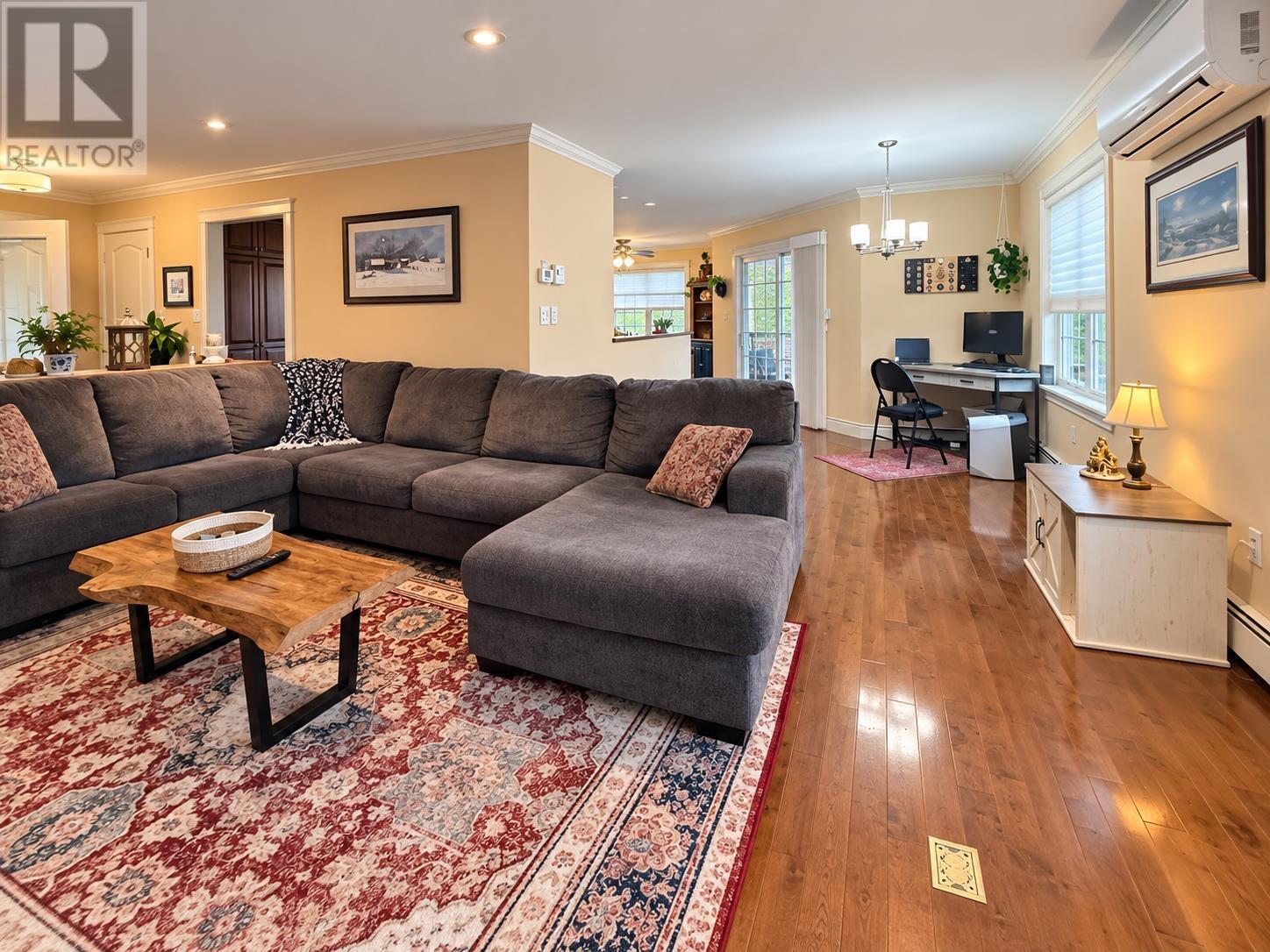 21 Hillside Meadows Drive, Cornwall, Prince Edward Island  C0A 1H4 - Photo 11 - 202624973