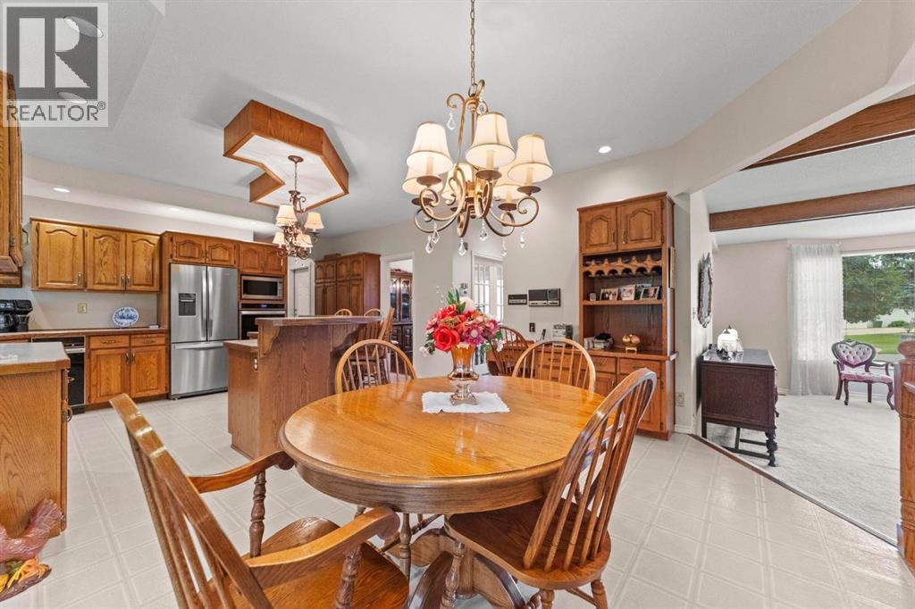 5302 61 Street Close, Camrose, Alberta  T4V 4H9 - Photo 11 - A2344572