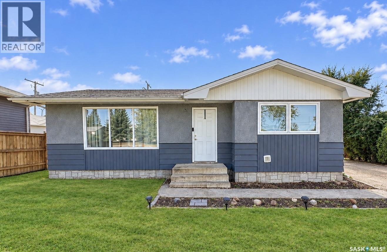 351 26th STREET, Battleford, Saskatchewan