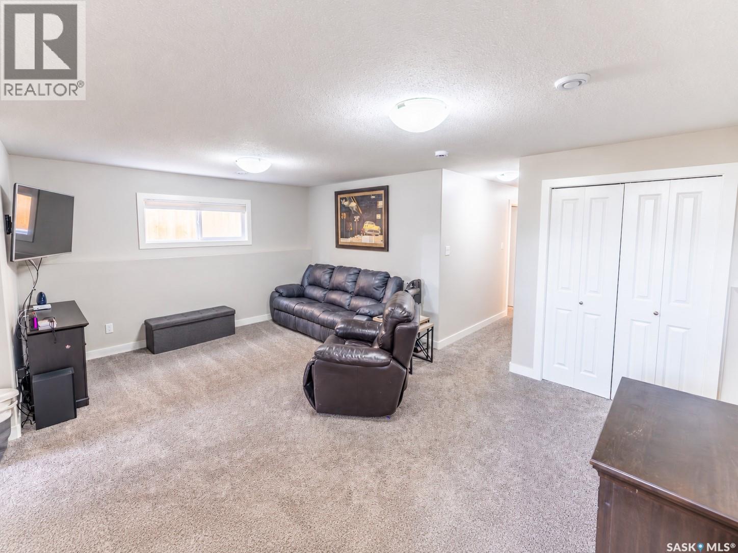 70 Brigham Road, Moose Jaw, Saskatchewan  S6K 0A7 - Photo 20 - SK050310